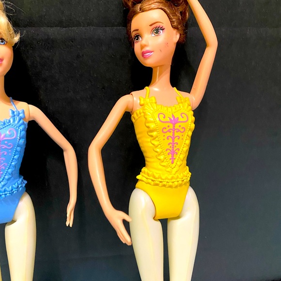 DISNEY BEAUTY AND THE BEAST BELLE & CINDERELLA BALLERINA POSABLE 2012 DOLLS 12” - Picture 2 of 13